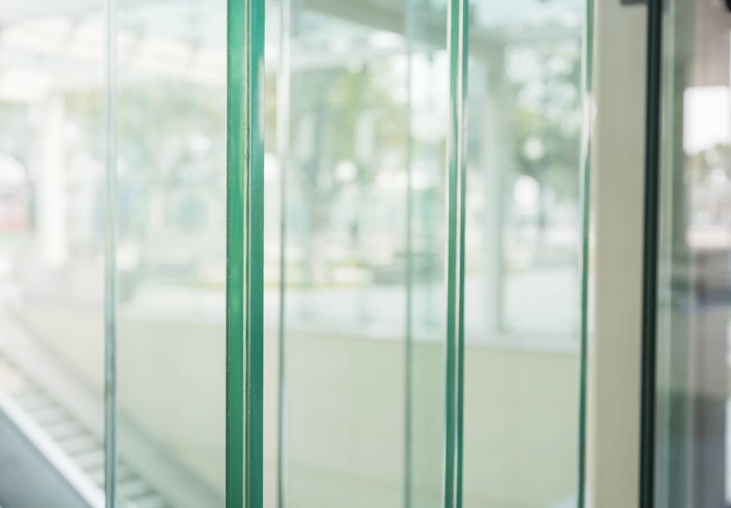 penyedia informasi terkini seputar kaca dan aplikator kaca