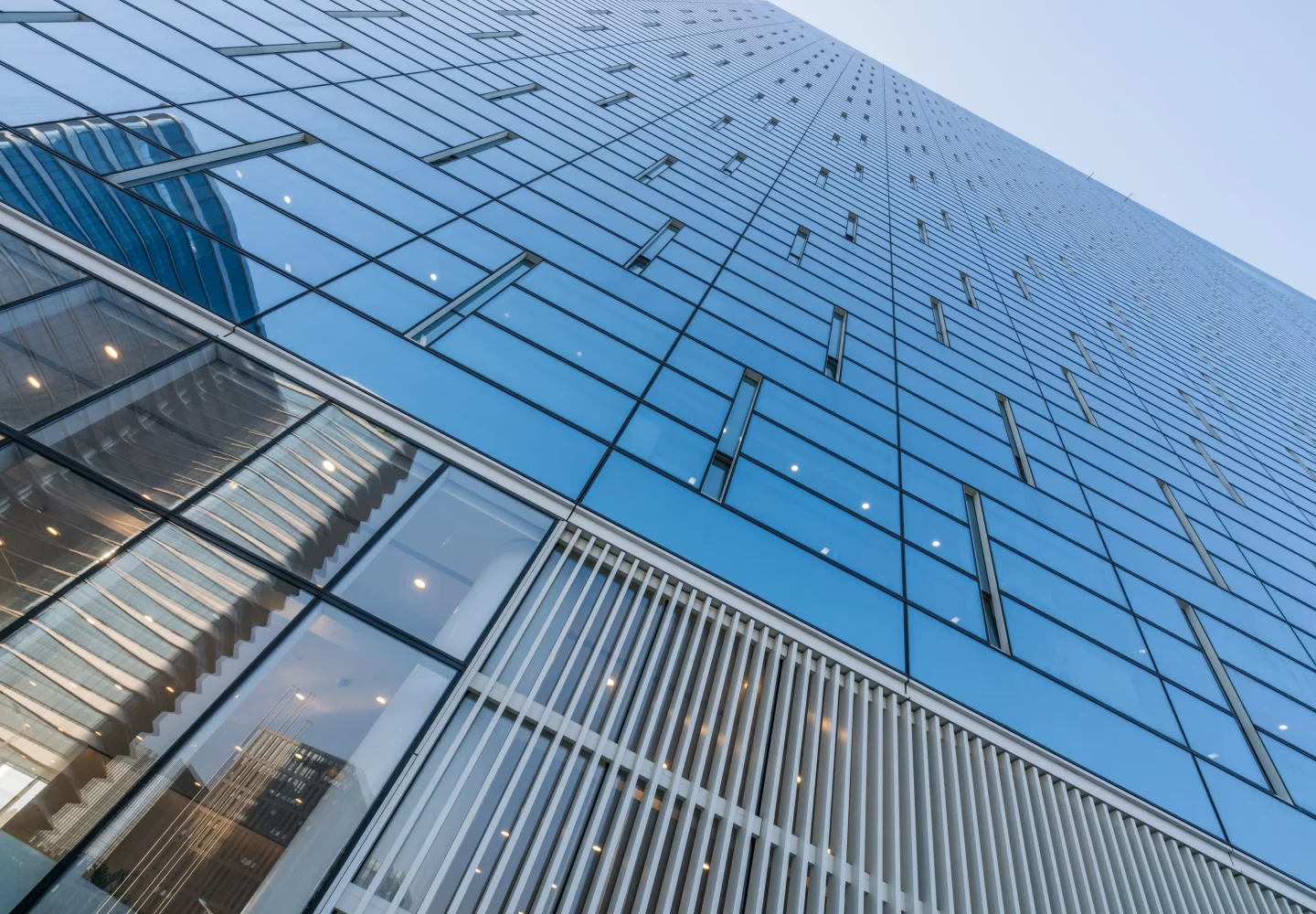 keunggulan kaca tempered