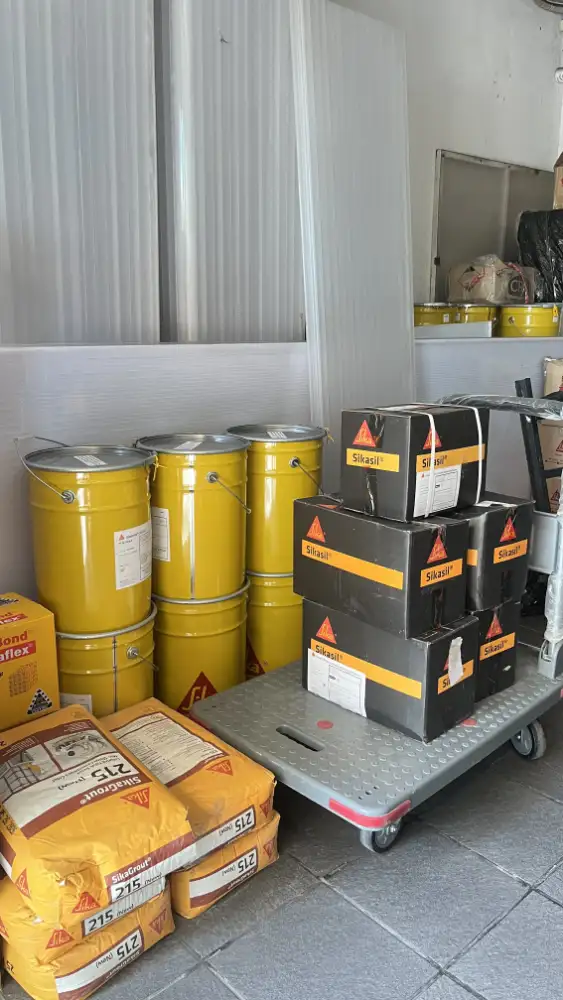 Stok produk SIKA di gudang Green Mile
