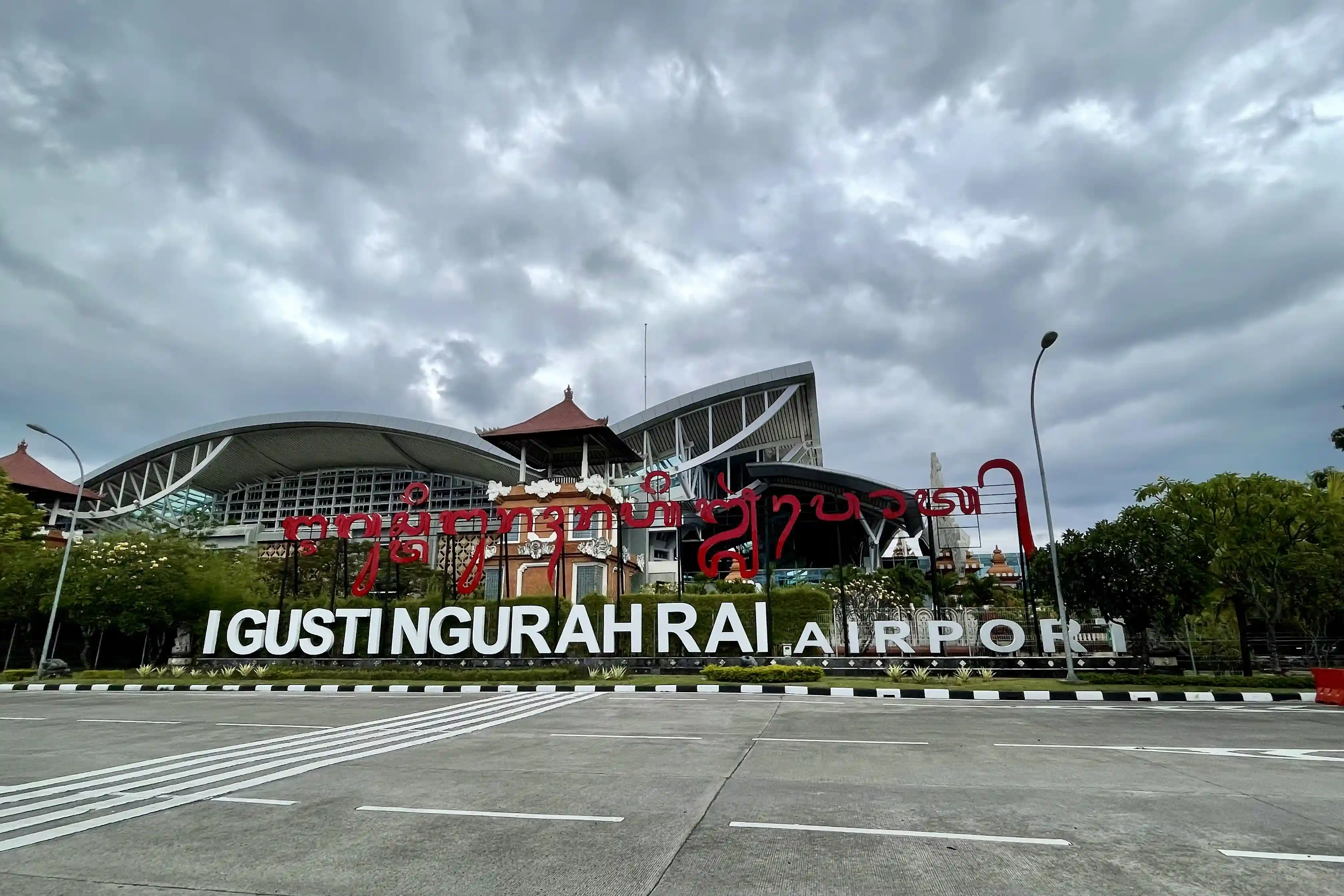 Bandara Ngurah Rai Bali, Curtain Wall Green Mile